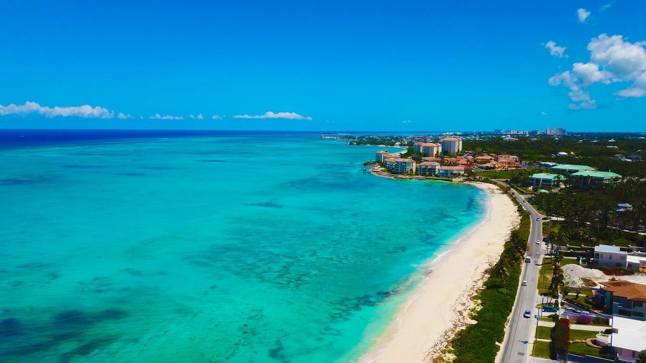 Four Bedroom Oceanfront Villa Nassau Kültér fotó